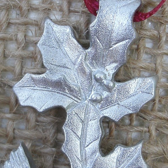 Pewter Cardinal & Holly Hanging Ornament - Picture 15 of 16